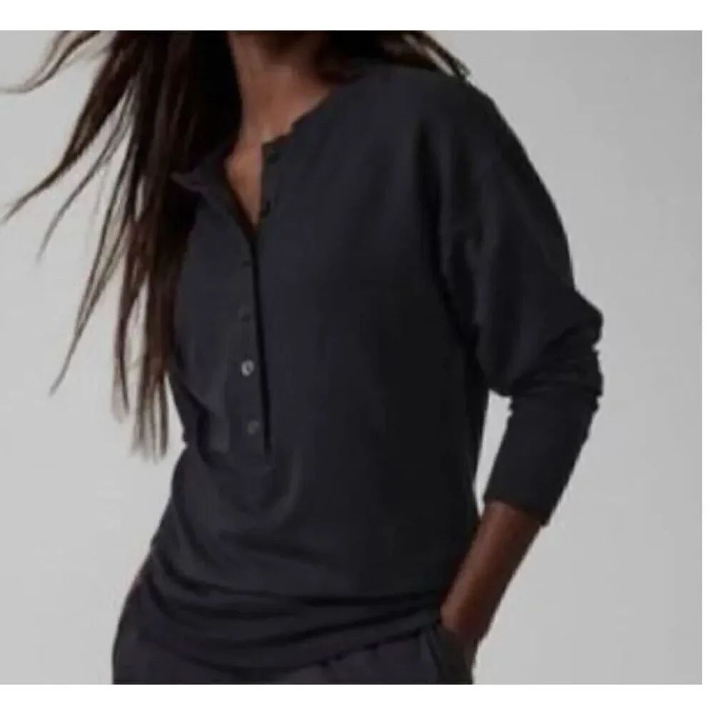 Athleta women’s black balance Henley sweatshirt size XXS